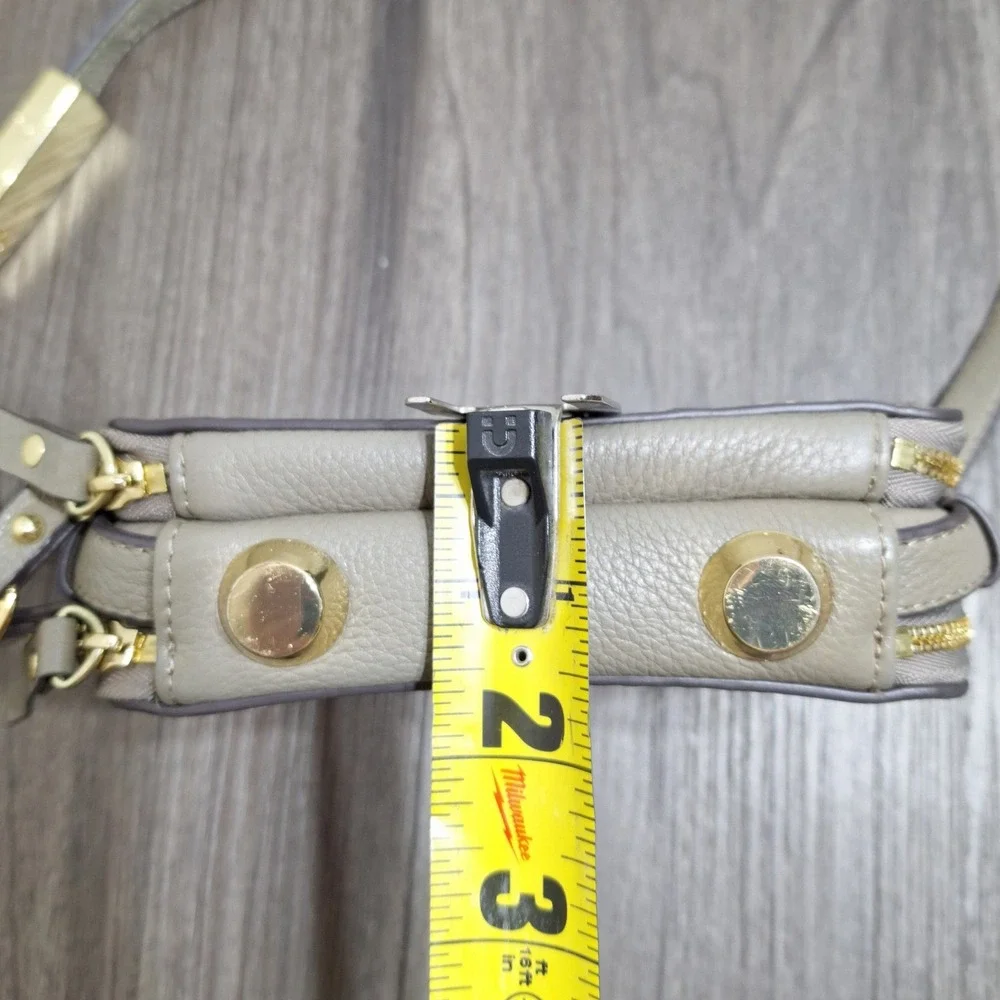 G.I.L.I. Taupe Leather Croc Embossed Crossbody Bag with Built-in Wallet Mini